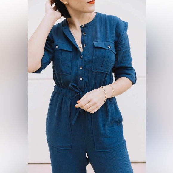 Madewell Pants - Madewell lightspun tapered leg‎ gauze navy blue jumpsuit women XS/S